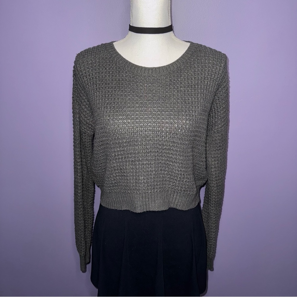 Forever 21 Grey Chunky Knit Cropped Sweater